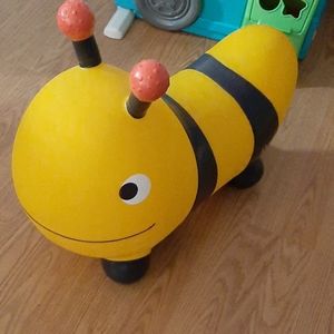 Brand New Bumble Bee Bouncer for toddlers